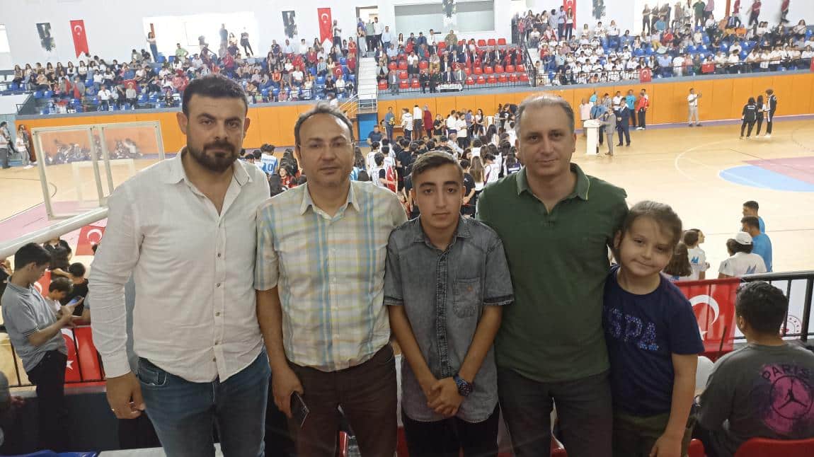 19 Mayıs Atatürk'ü Anma Gençlik ve Spor Bayramı Kompozisyon Yarışmasında İlçe Üçüncüsü olduk.